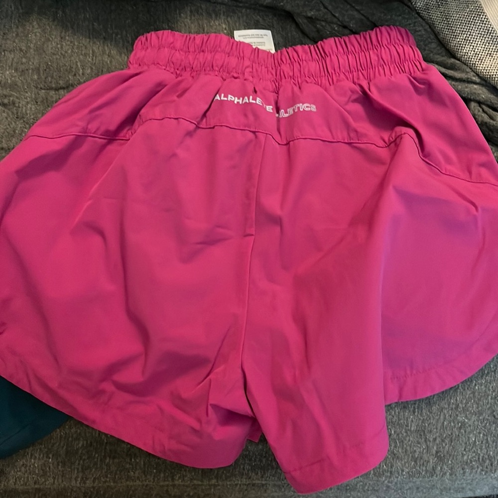 CS alphalete strider shorts